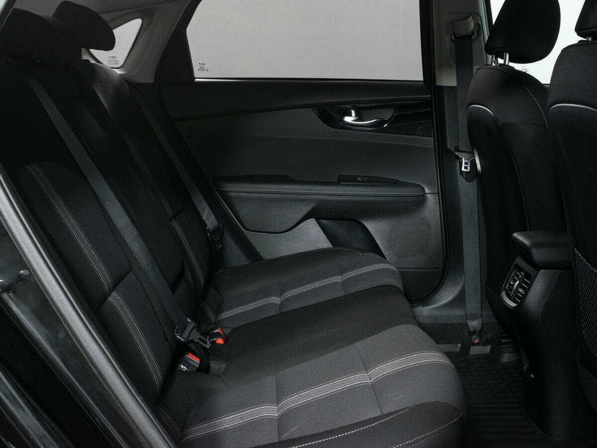 Kia Cerato с пробегом — 2022 год. Фото: #11