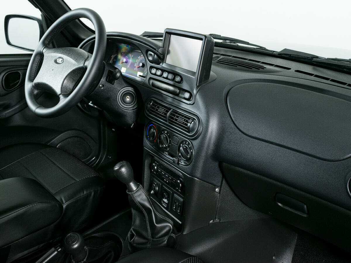 Lada (ВАЗ) Niva с пробегом — 2023 год. Фото: #6