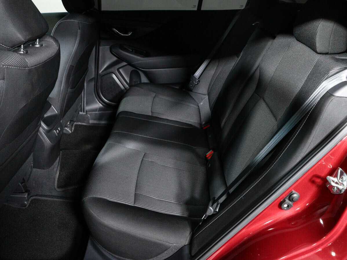 Subaru Legacy с пробегом — 2020 год. Фото: #7