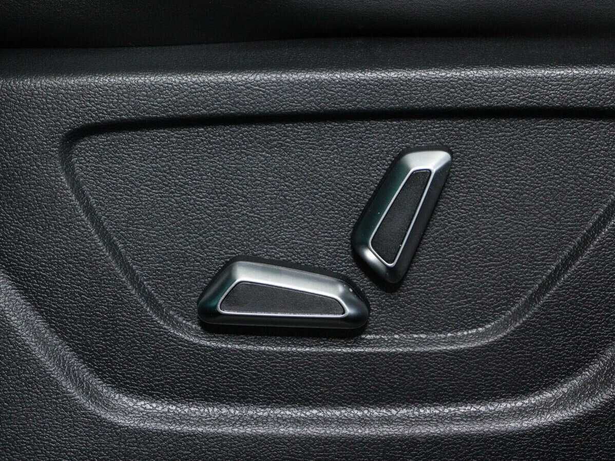 Geely Coolray с пробегом — 2023 год. Фото: #12