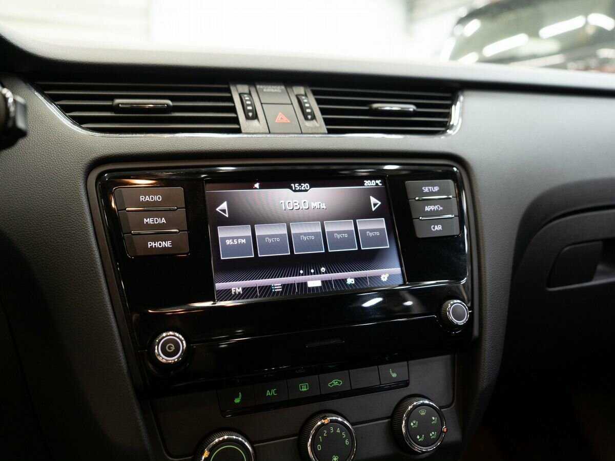 Skoda Octavia с пробегом — 2018 год. Фото: #11