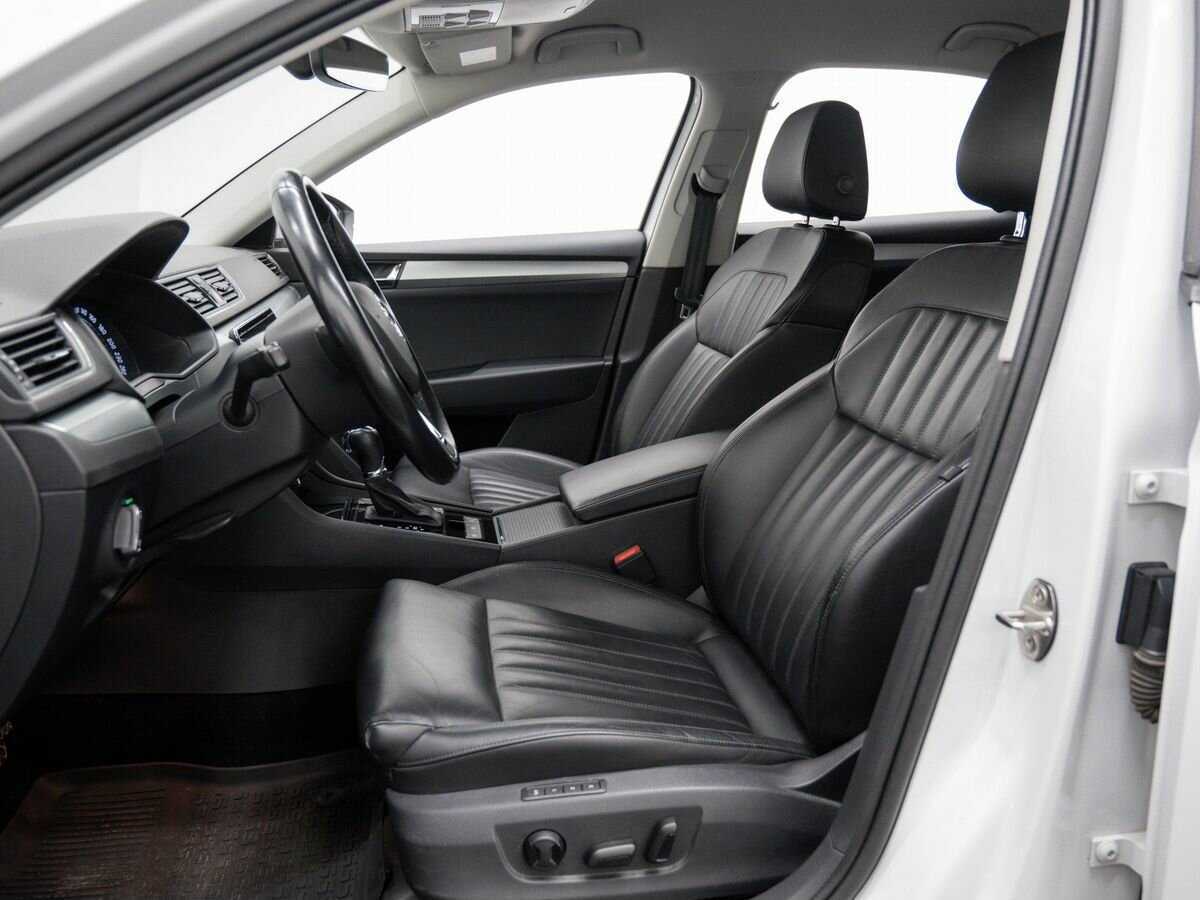 Skoda Superb с пробегом — 2018 год. Фото: #14