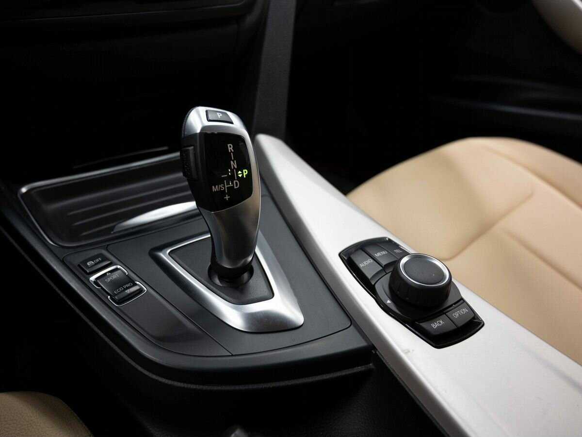 BMW 3 серии с пробегом — 2014 год. Фото: #19