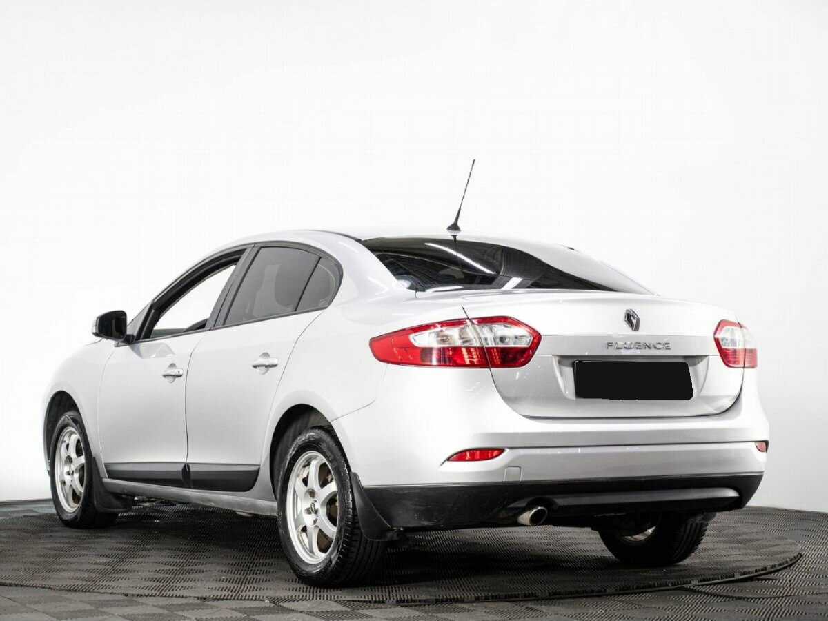 Renault Fluence с пробегом — 2013 год. Фото: #5