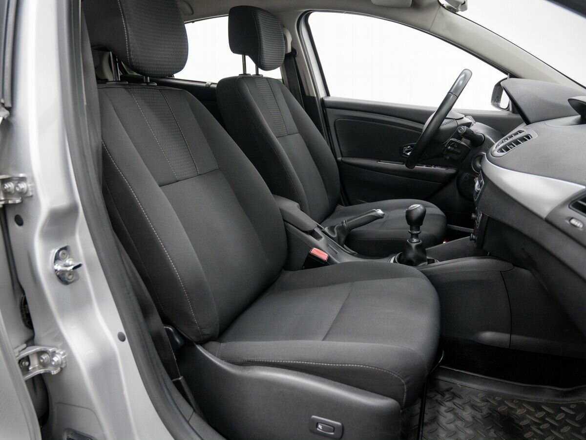 Renault Fluence с пробегом — 2013 год. Фото: #7