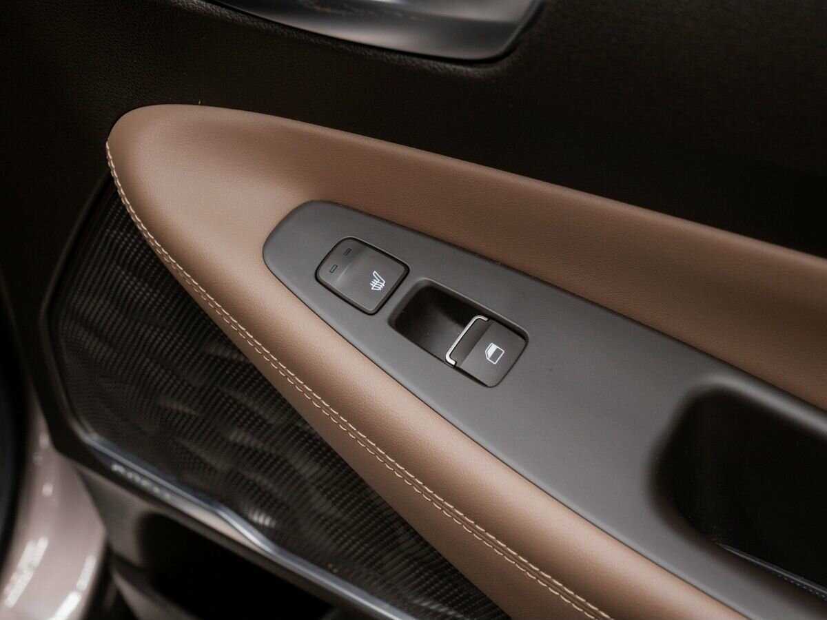 Hyundai Santa Fe с пробегом — 2018 год. Фото: #9