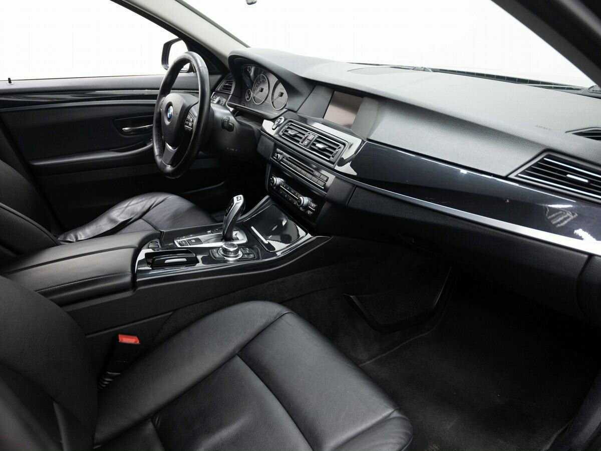 BMW 5 серии с пробегом — 2012 год. Фото: #10