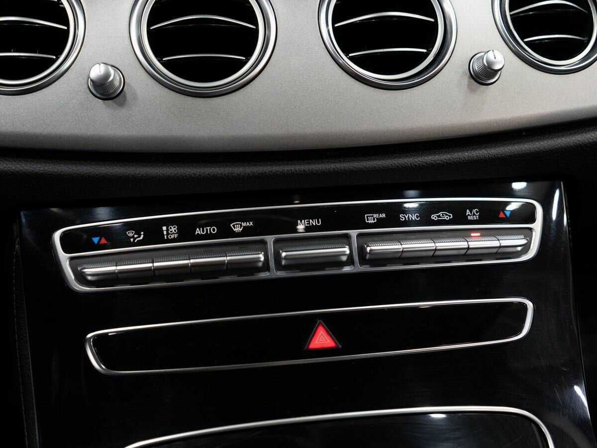 Mercedes-Benz E-Класс с пробегом — 2018 год. Фото: #14