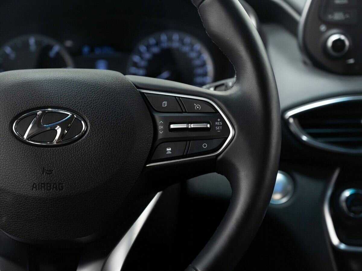 Hyundai Santa Fe с пробегом — 2019 год. Фото: #15