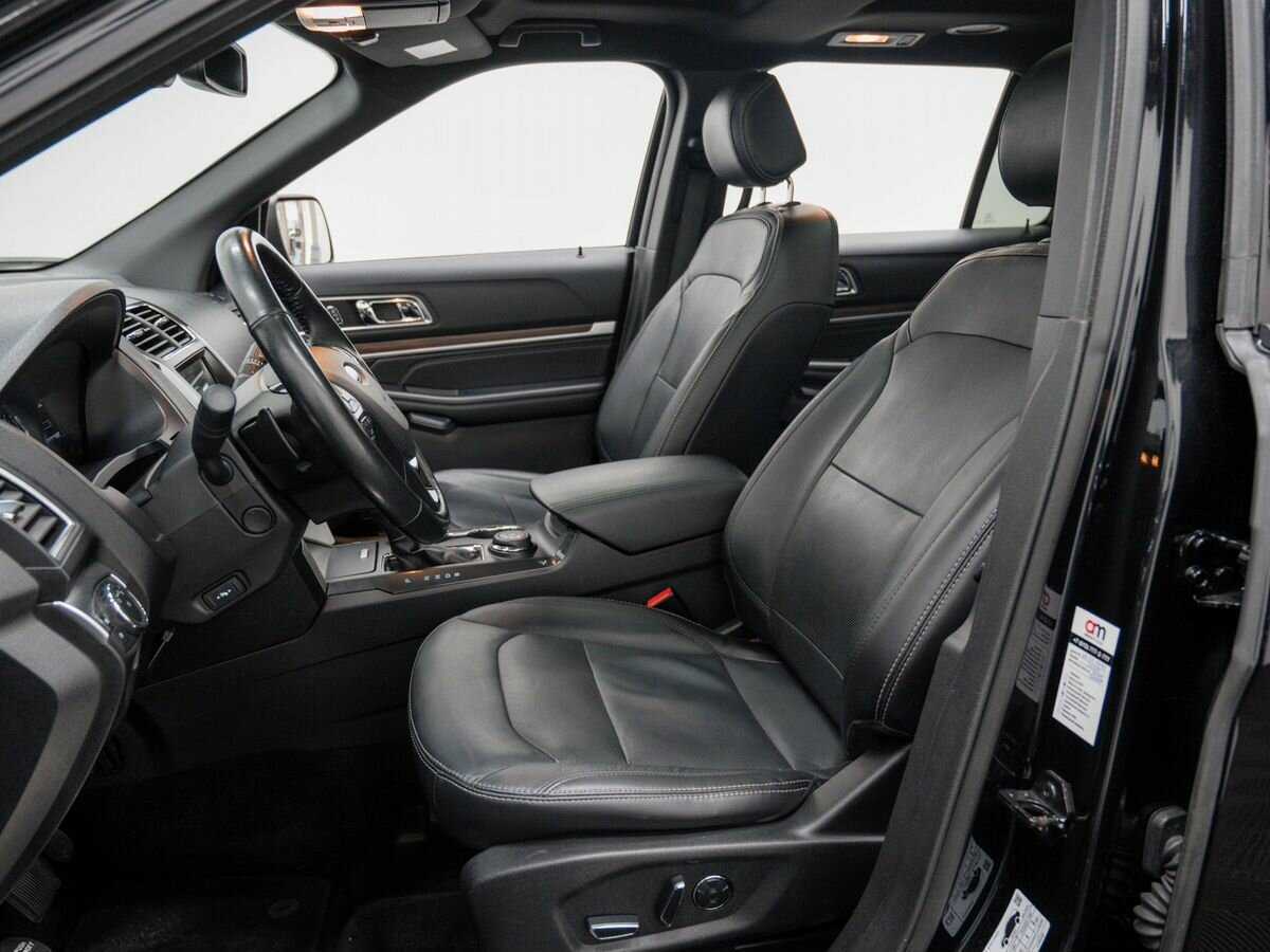 Ford Explorer с пробегом — 2017 год. Фото: #16