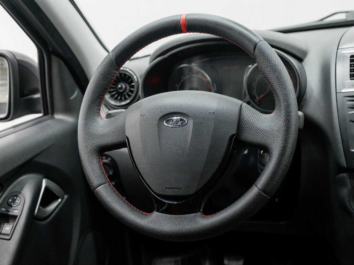 Lada (ВАЗ) Granta с пробегом — 2024 год. Фото: #9