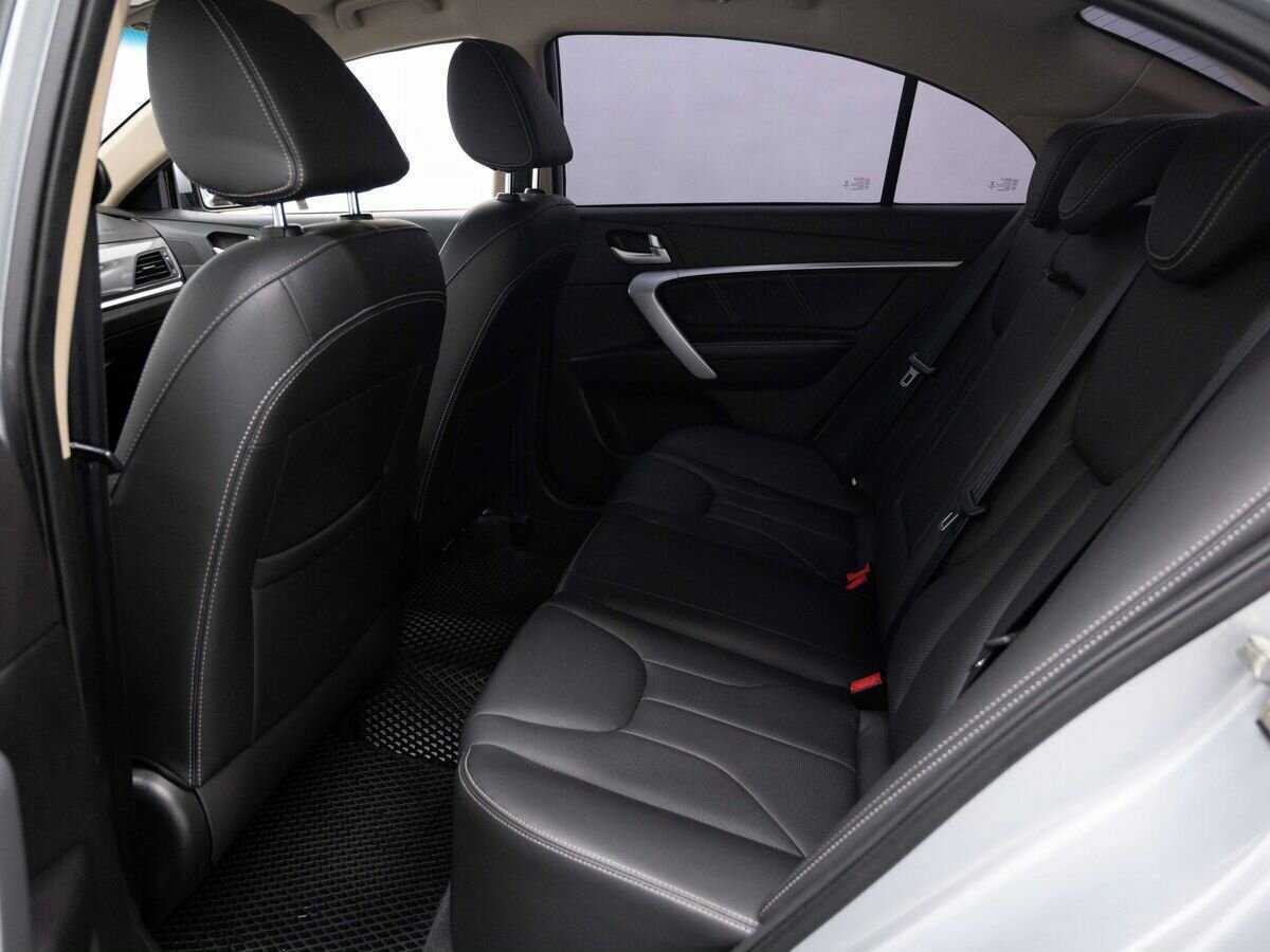 Geely Emgrand 7 с пробегом — 2020 год. Фото: #8