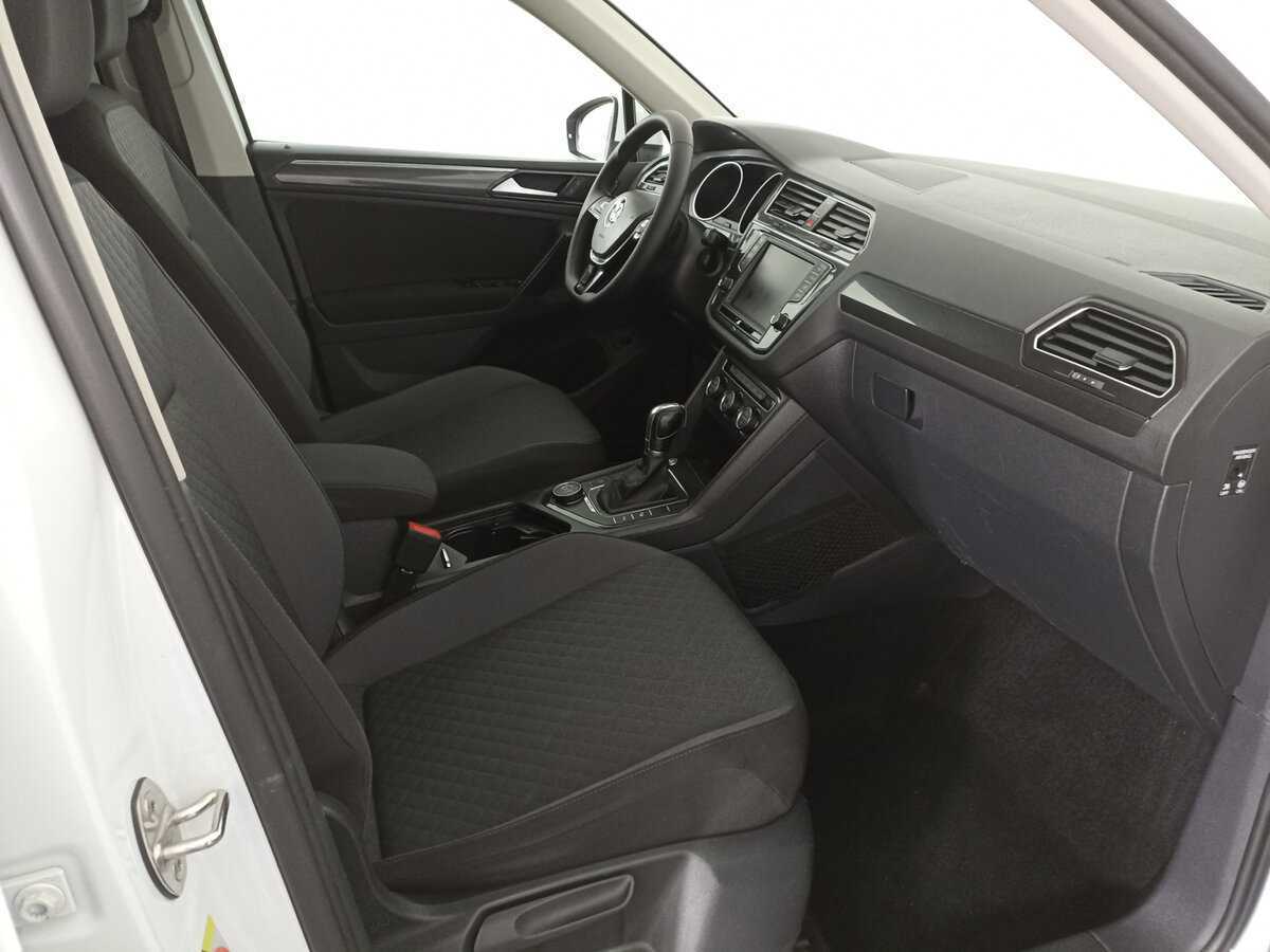 Volkswagen Tiguan с пробегом — 2017 год. Фото: #8