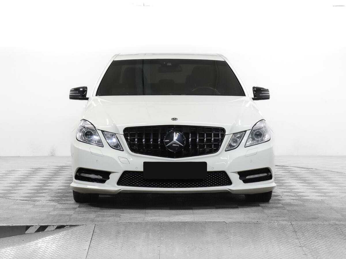 Mercedes-Benz E-Класс с пробегом — 2012 год. Фото: #1