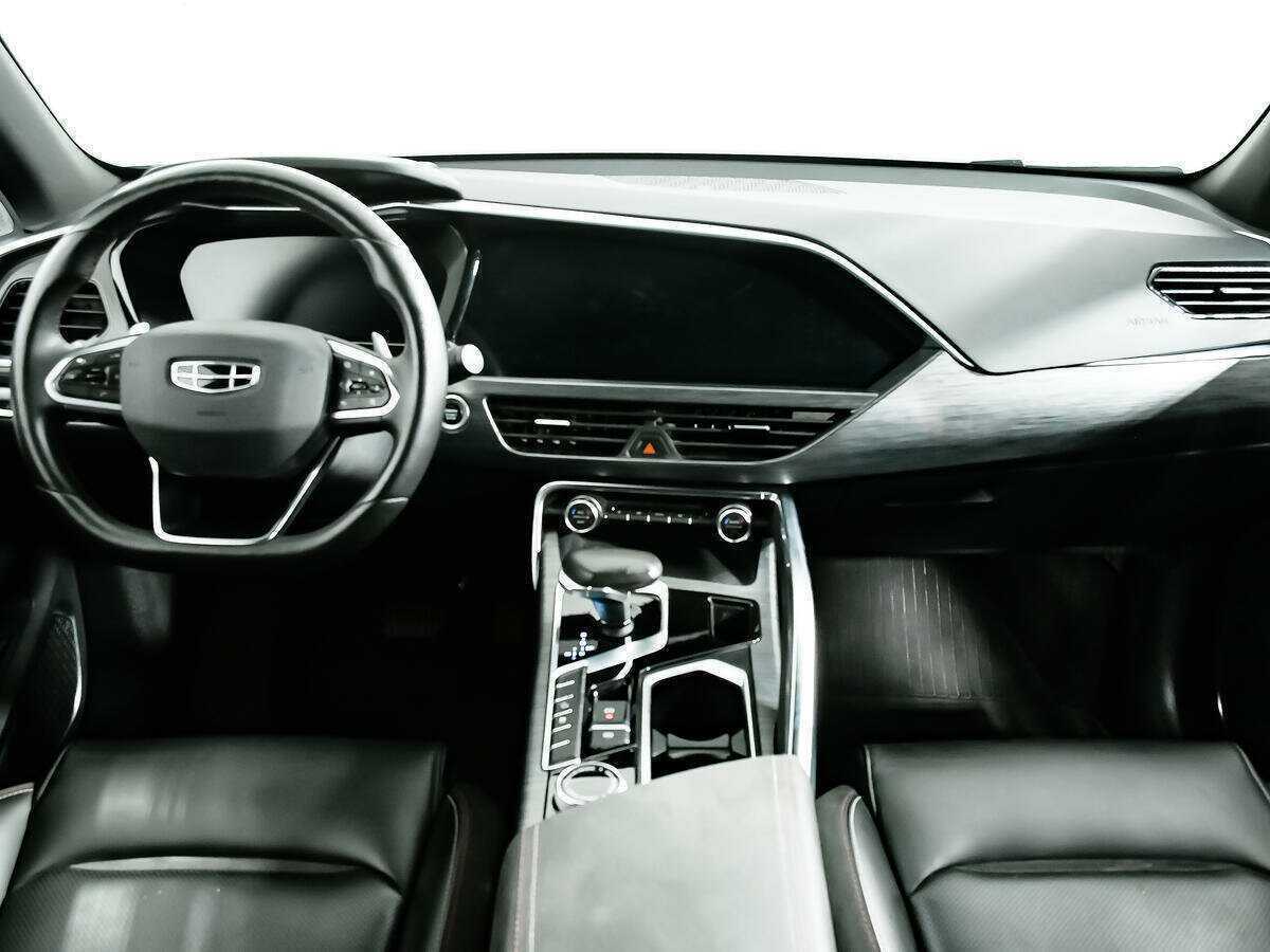 Geely Tugella с пробегом — 2022 год. Фото: #10