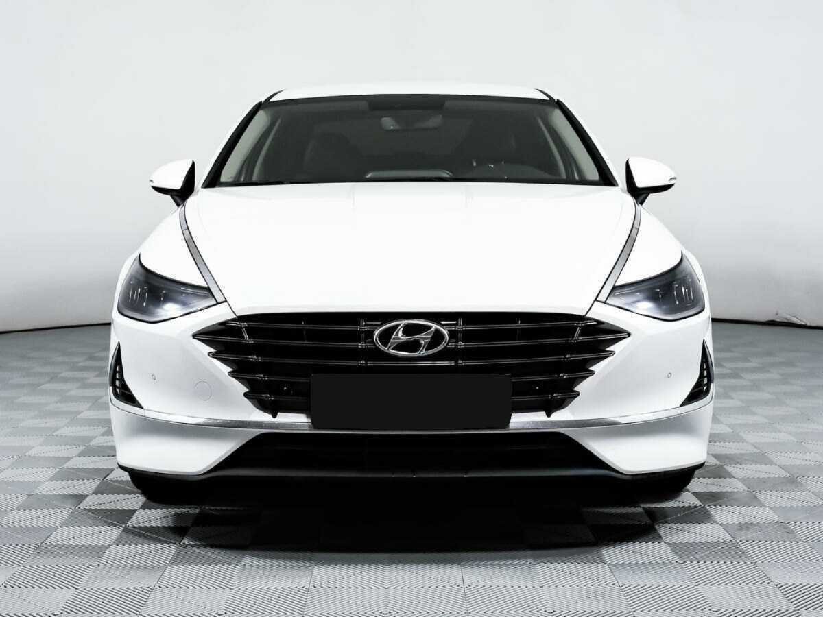 Hyundai Sonata с пробегом — 2022 год. Фото: #1