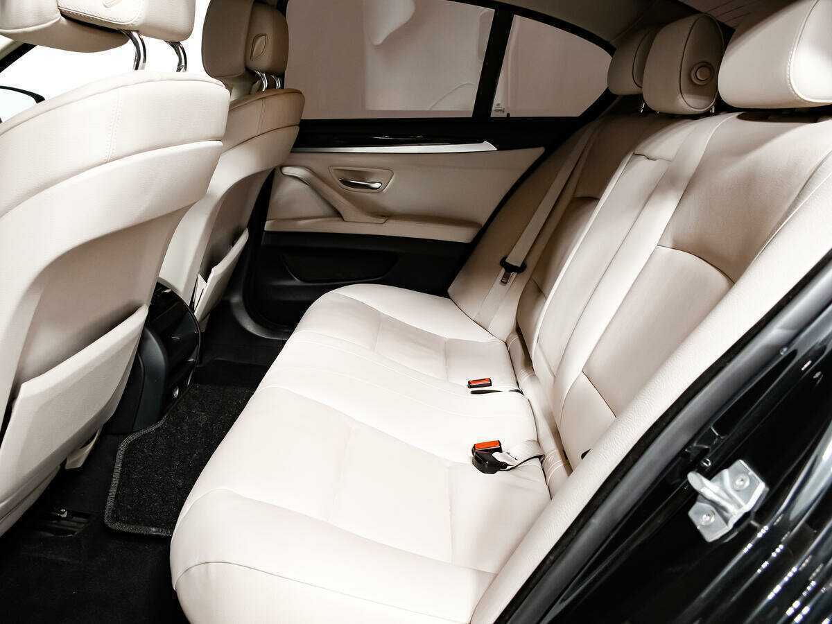 BMW 5 серии с пробегом — 2013 год. Фото: #11