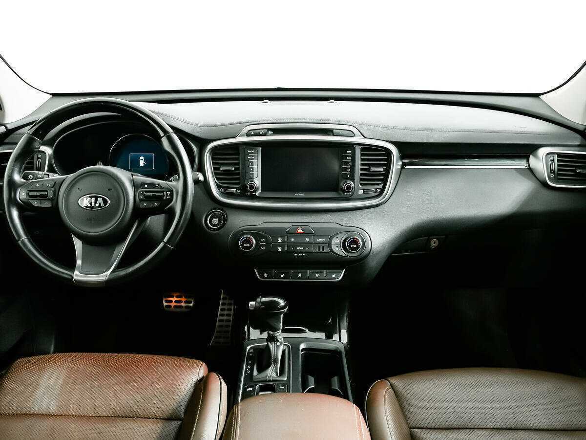 Kia Sorento с пробегом — 2016 год. Фото: #8