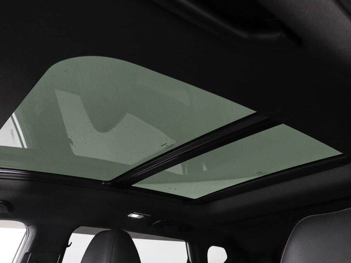 Geely Coolray с пробегом — 2023 год. Фото: #12