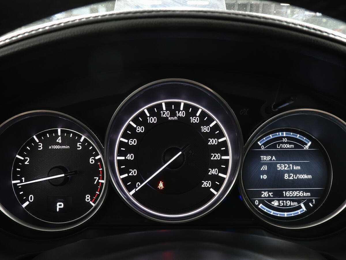 Mazda 6 с пробегом — 2017 год. Фото: #10