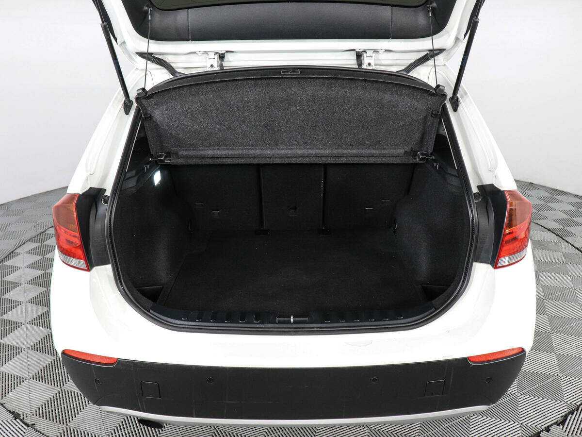 BMW X1 с пробегом — 2012 год. Фото: #8