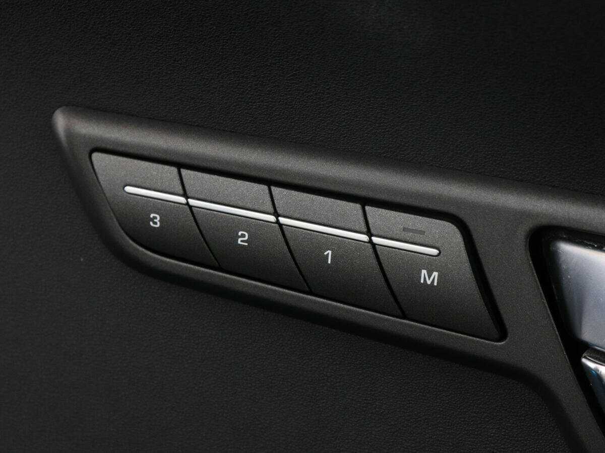 Land Rover Range Rover Evoque с пробегом — 2012 год. Фото: #13