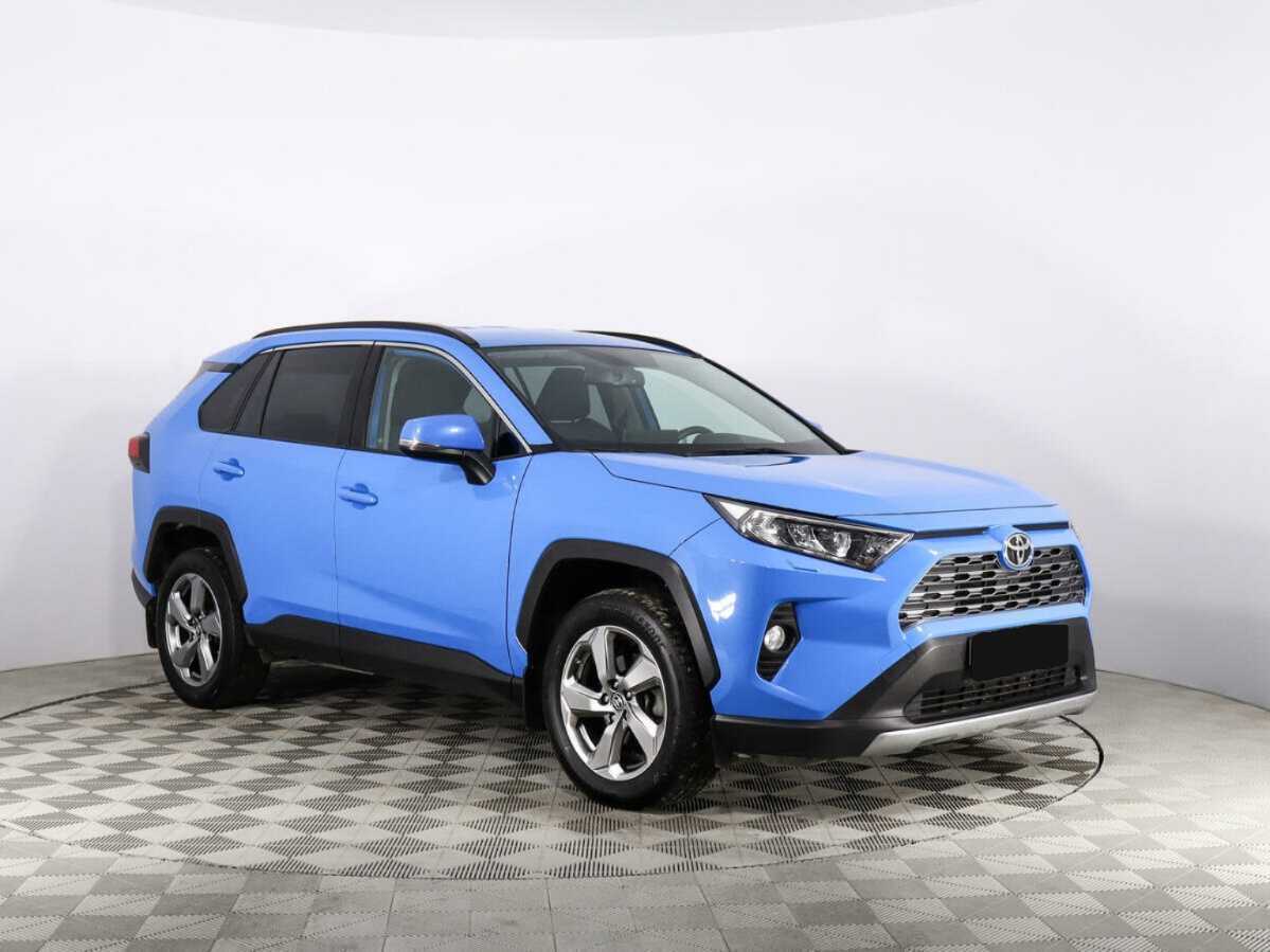 Toyota RAV4 с пробегом — 2021 год. Фото: #2