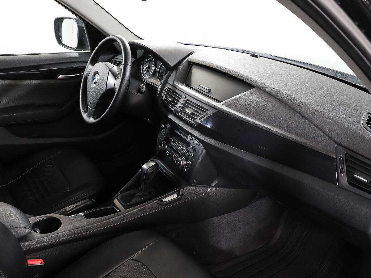 BMW X1 с пробегом — 2012 год. Фото: #8