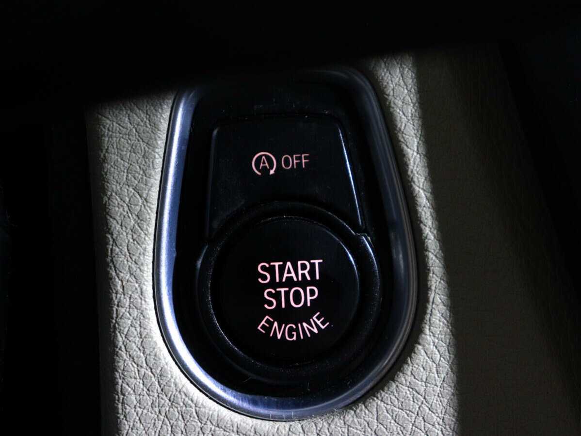 BMW 3 серии с пробегом — 2013 год. Фото: #24