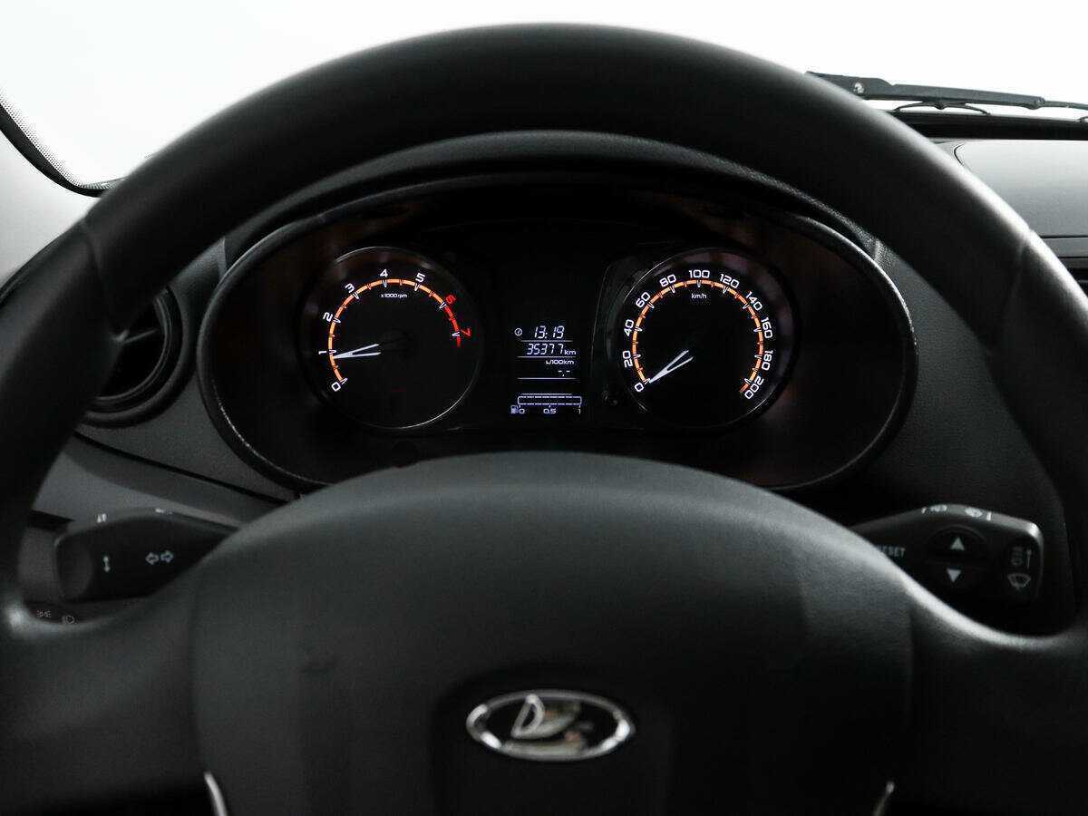 Lada (ВАЗ) Granta с пробегом — 2023 год. Фото: #14