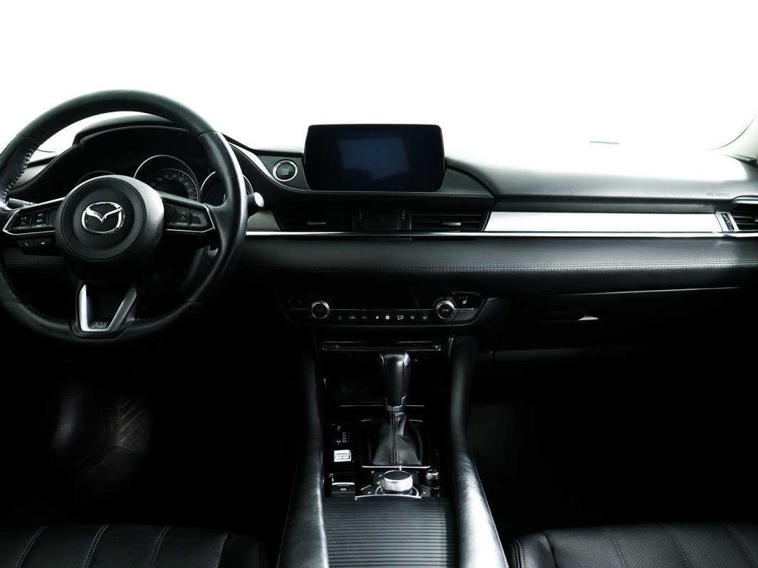 Mazda 6 с пробегом — 2018 год. Фото: #10