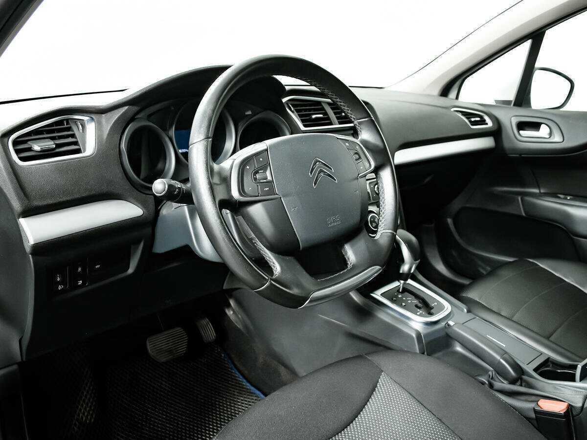 Citroen C4 с пробегом — 2016 год. Фото: #9