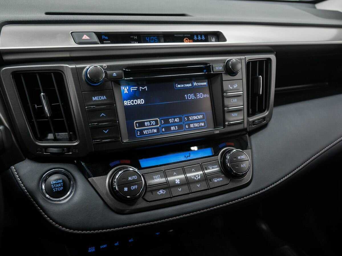 Toyota RAV4 с пробегом — 2013 год. Фото: #20