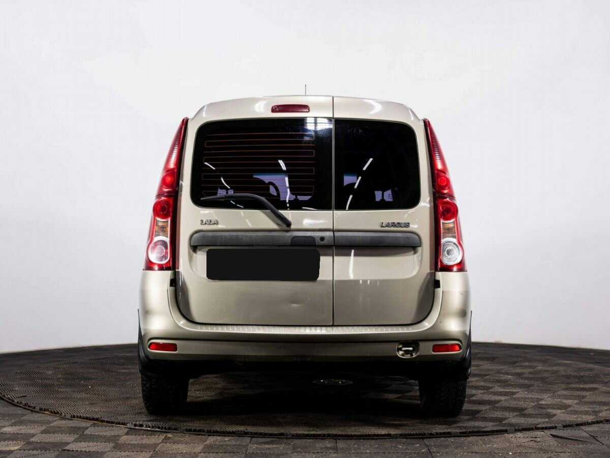 Lada (ВАЗ) Largus с пробегом — 2014 год. Фото: #4