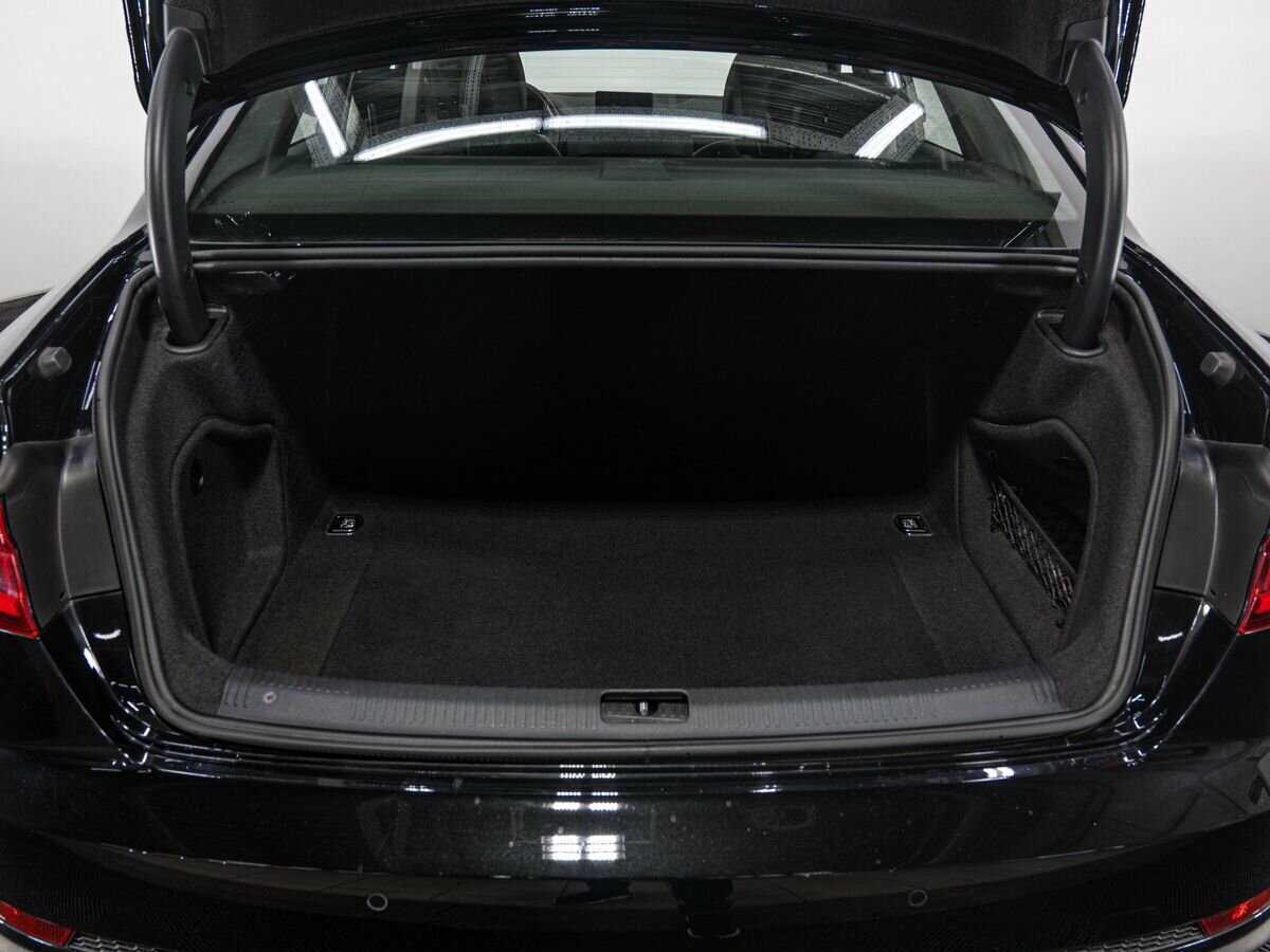 Audi A4 с пробегом — 2018 год. Фото: #23