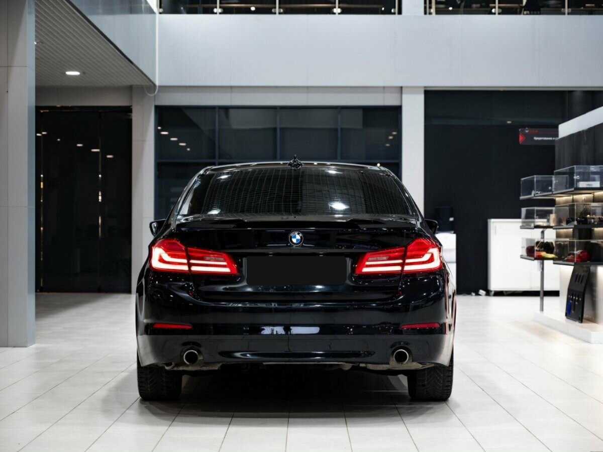 BMW 5 серии с пробегом — 2017 год. Фото: #3