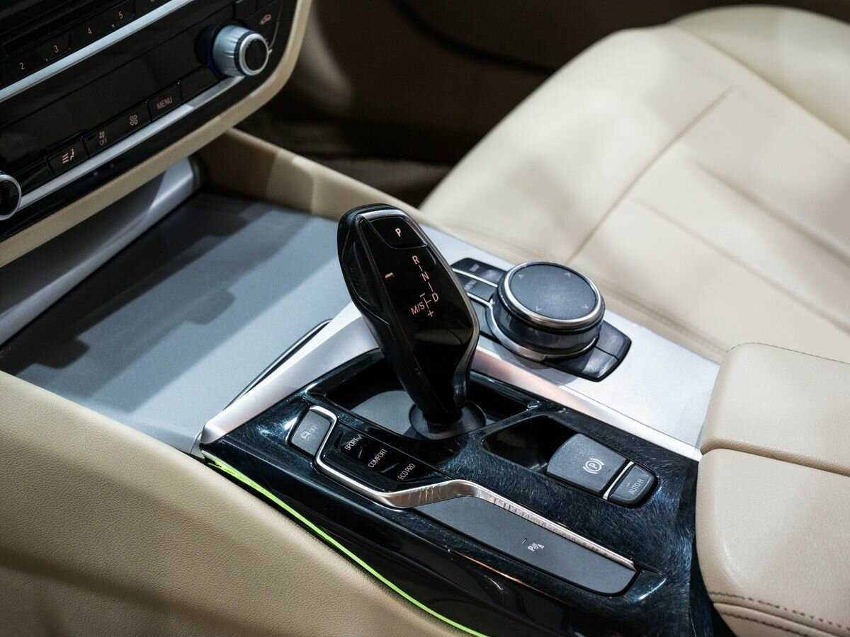 BMW 5 серии с пробегом — 2017 год. Фото: #14