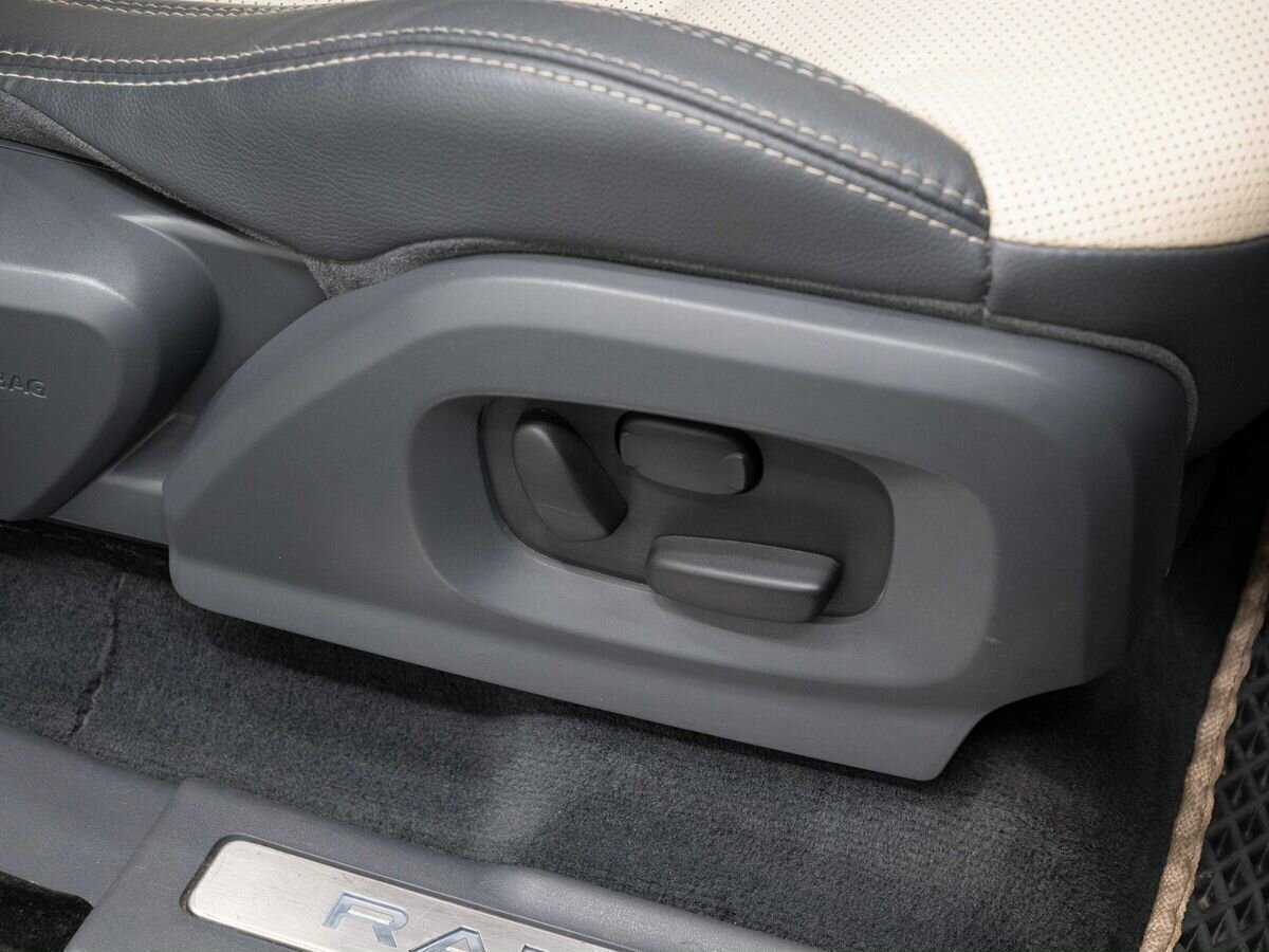 Land Rover Range Rover Evoque с пробегом — 2013 год. Фото: #14