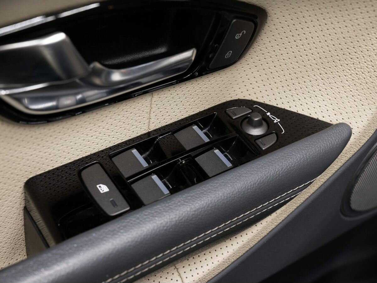 Land Rover Range Rover Evoque с пробегом — 2013 год. Фото: #20