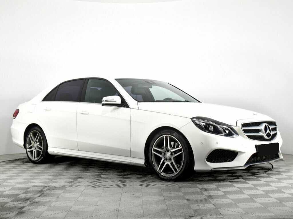 Mercedes-Benz E-Класс с пробегом — 2015 год. Фото: #2