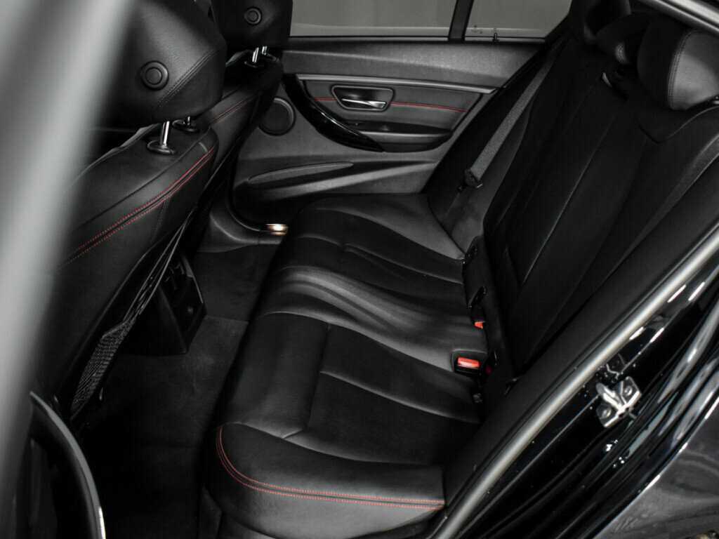 BMW 3 серии с пробегом — 2013 год. Фото: #8