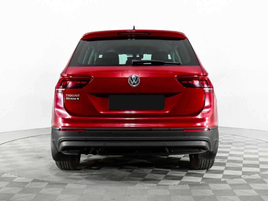Volkswagen Tiguan с пробегом — 2018 год. Фото: #6