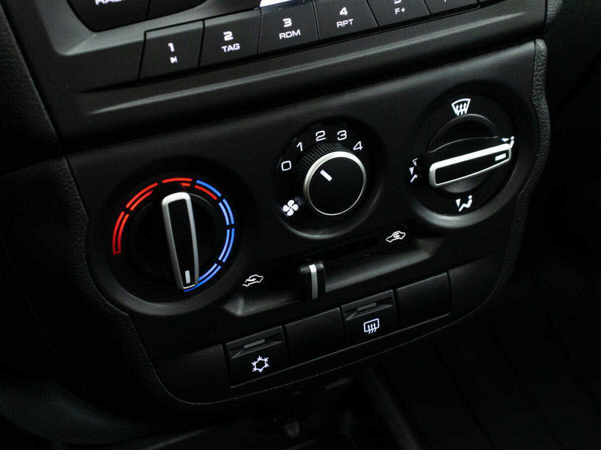 Lada (ВАЗ) Granta с пробегом — 2023 год. Фото: #16