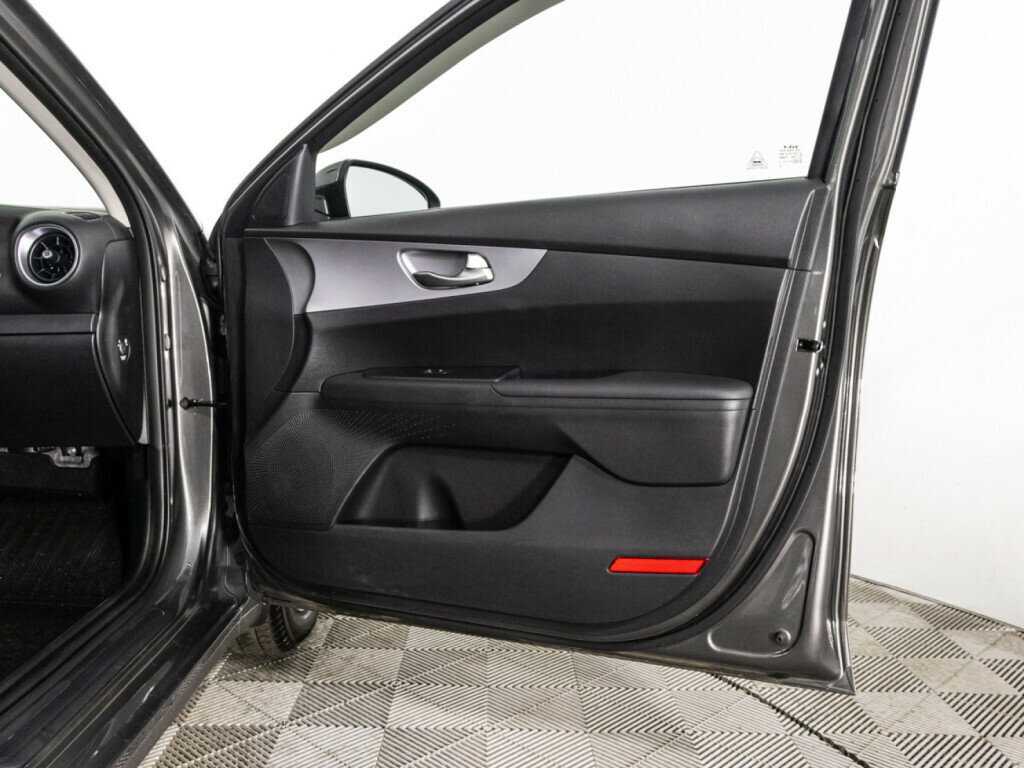 Kia Cerato с пробегом — 2022 год. Фото: #25