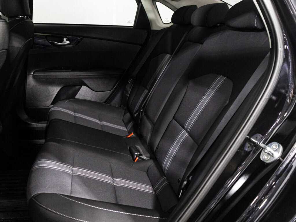 Kia Cerato с пробегом — 2022 год. Фото: #9