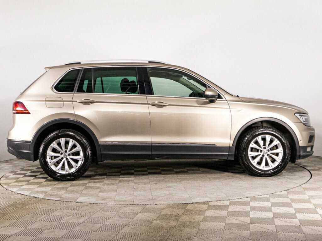 Volkswagen Tiguan с пробегом — 2017 год. Фото: #3