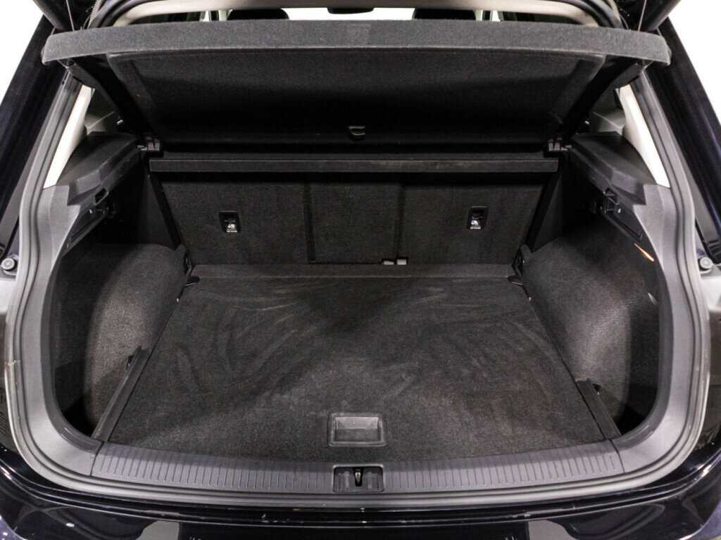 Volkswagen Tiguan с пробегом — 2018 год. Фото: #13