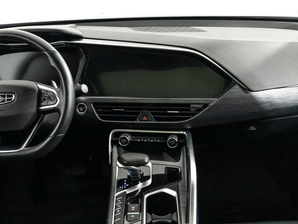 Geely Tugella с пробегом — 2021 год. Фото: #13