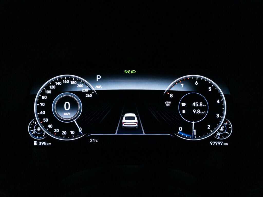 Hyundai Sonata с пробегом — 2020 год. Фото: #11