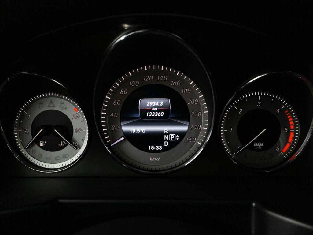 Mercedes-Benz GLK-Класс с пробегом — 2013 год. Фото: #11